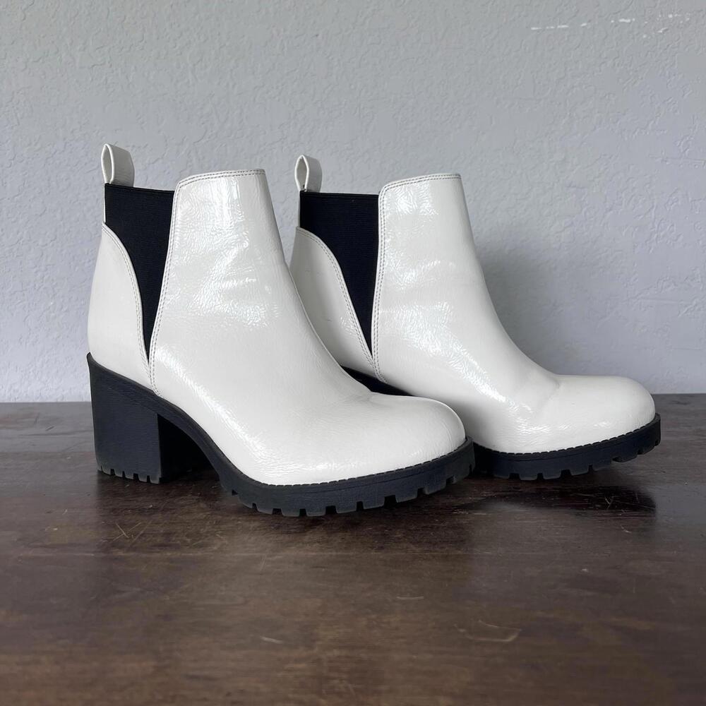 Dirty Laundry Black‎ And White Faux Leather Chunky Heel Sz8